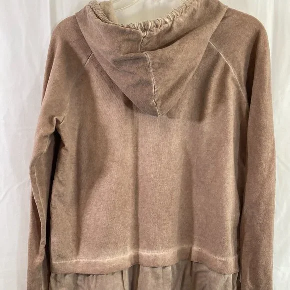 Made in Italy Light Brown Sequined Long Sleeve Hoodie Top NWOT Size Large - Picture 9 of 15